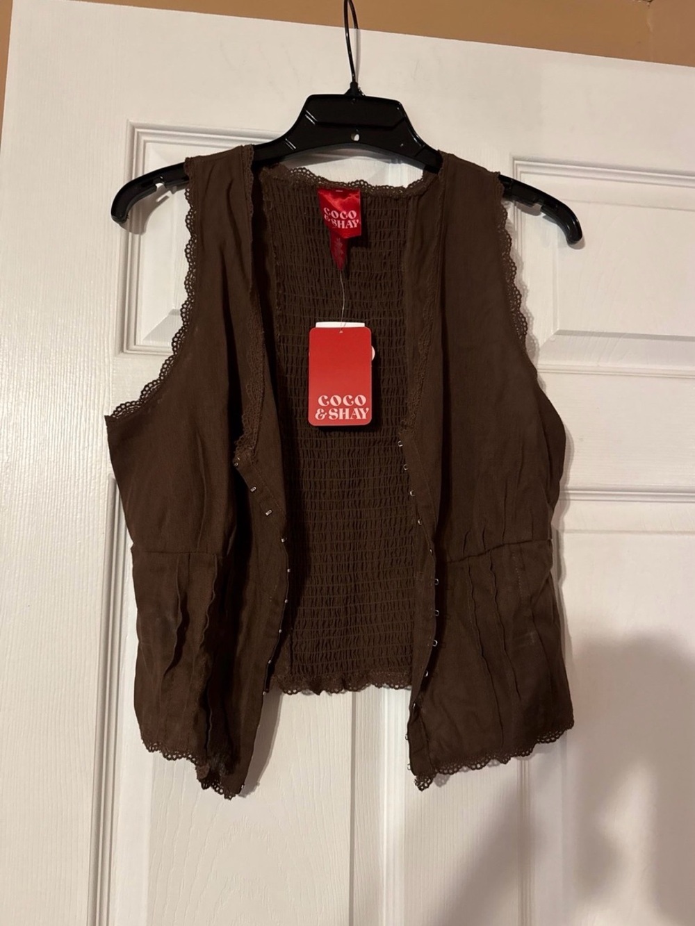Coco & Shay Brown Sleeveless Lace-Trim Vest
